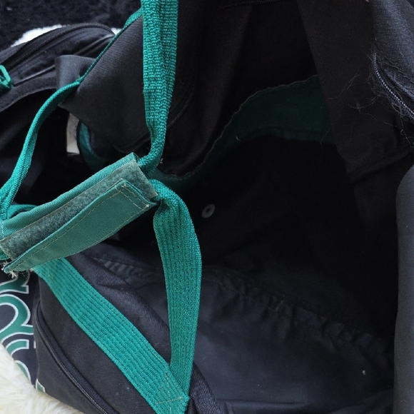 Adidas Vintage Black and Teal Sports Bag - Picture 7 of 14